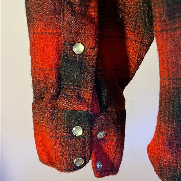 Vintage Pendleton Red and Black Wool Shirt - Picture 6 of 7